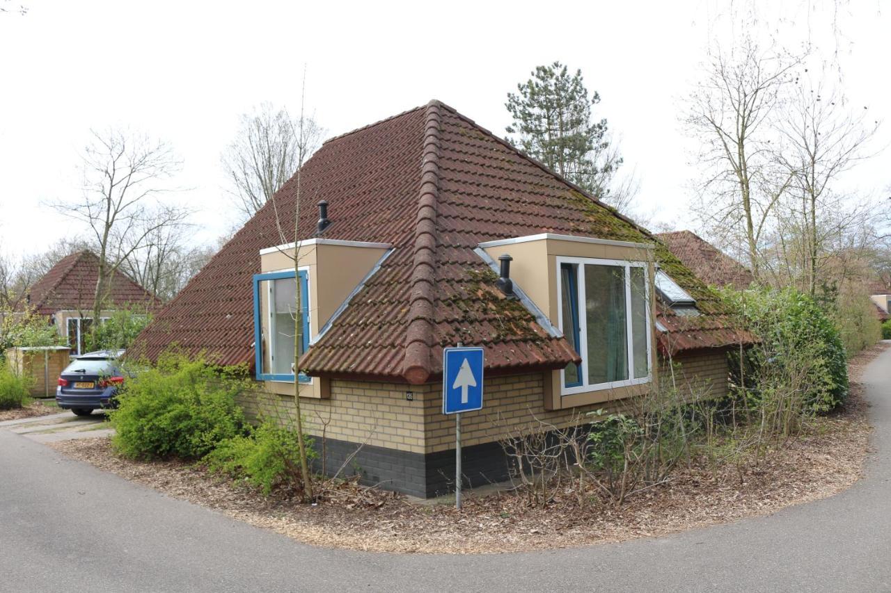 Ons Bosnest Villa Далфсен Екстериор снимка