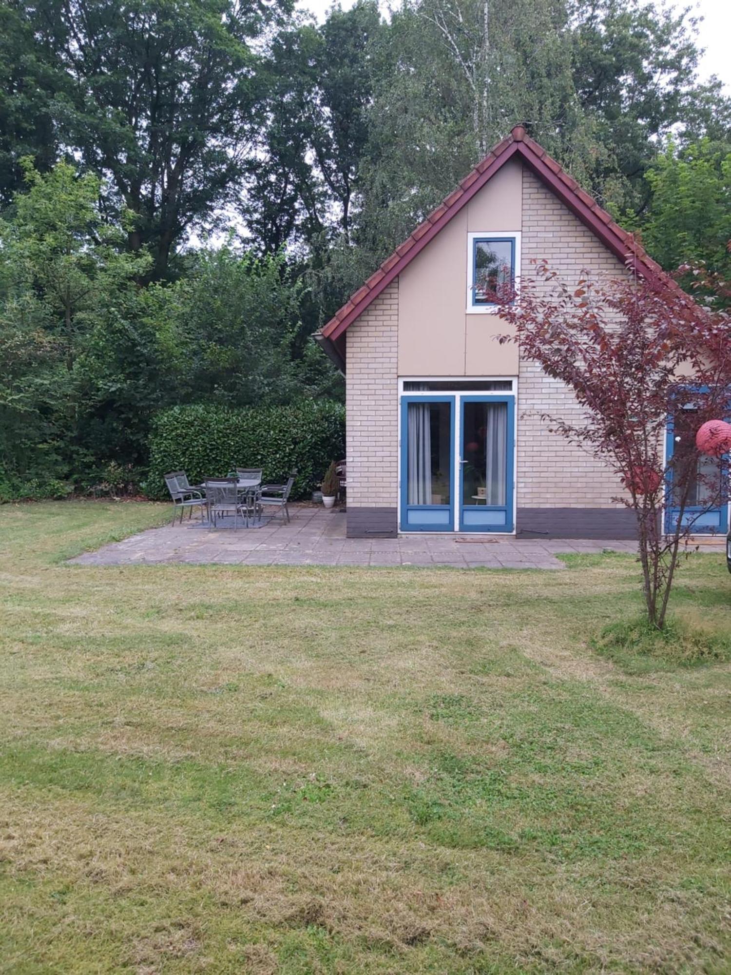 Ons Bosnest Villa Далфсен Екстериор снимка